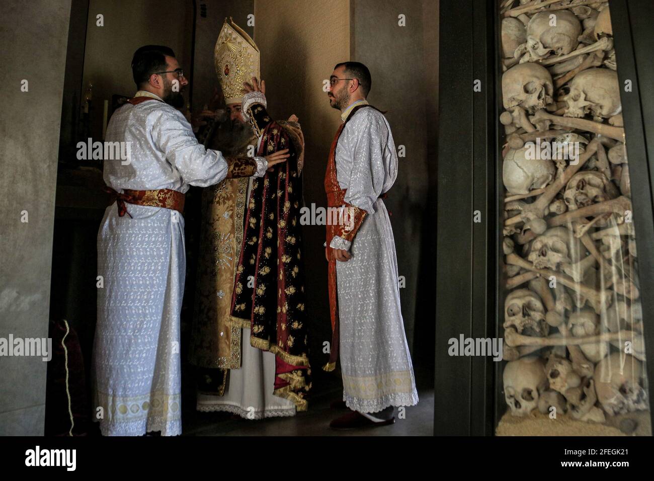 Armenian Bishop Banque D Image Et Photos Alamy
