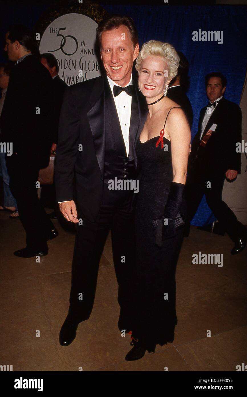 James Woods et Anne Crawford au 50e Golden Globe Awards le 23 janvier 1993 crédit : Ralph Dominguez/MediaPunch Banque D'Images