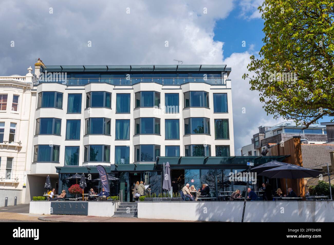 Le 7 Sept, l'Hôtel Boutique Hôtel de luxe, 7 Clifton Terrace, Southend on Sea, Essex, Royaume-Uni. Nouvel hôtel moderne à l'époque victorienne et l'époque géorgienne vieille Southend Banque D'Images