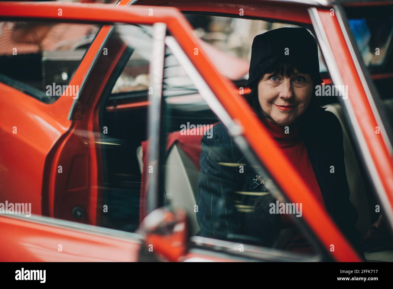 Londres/Royaume-Uni - 29 avril 2018 : Vente de bottes Classic car par Vintage. Festival rétro où les gens vendent leurs vêtements vintage et d'autres produits à partir de bijoux Banque D'Images