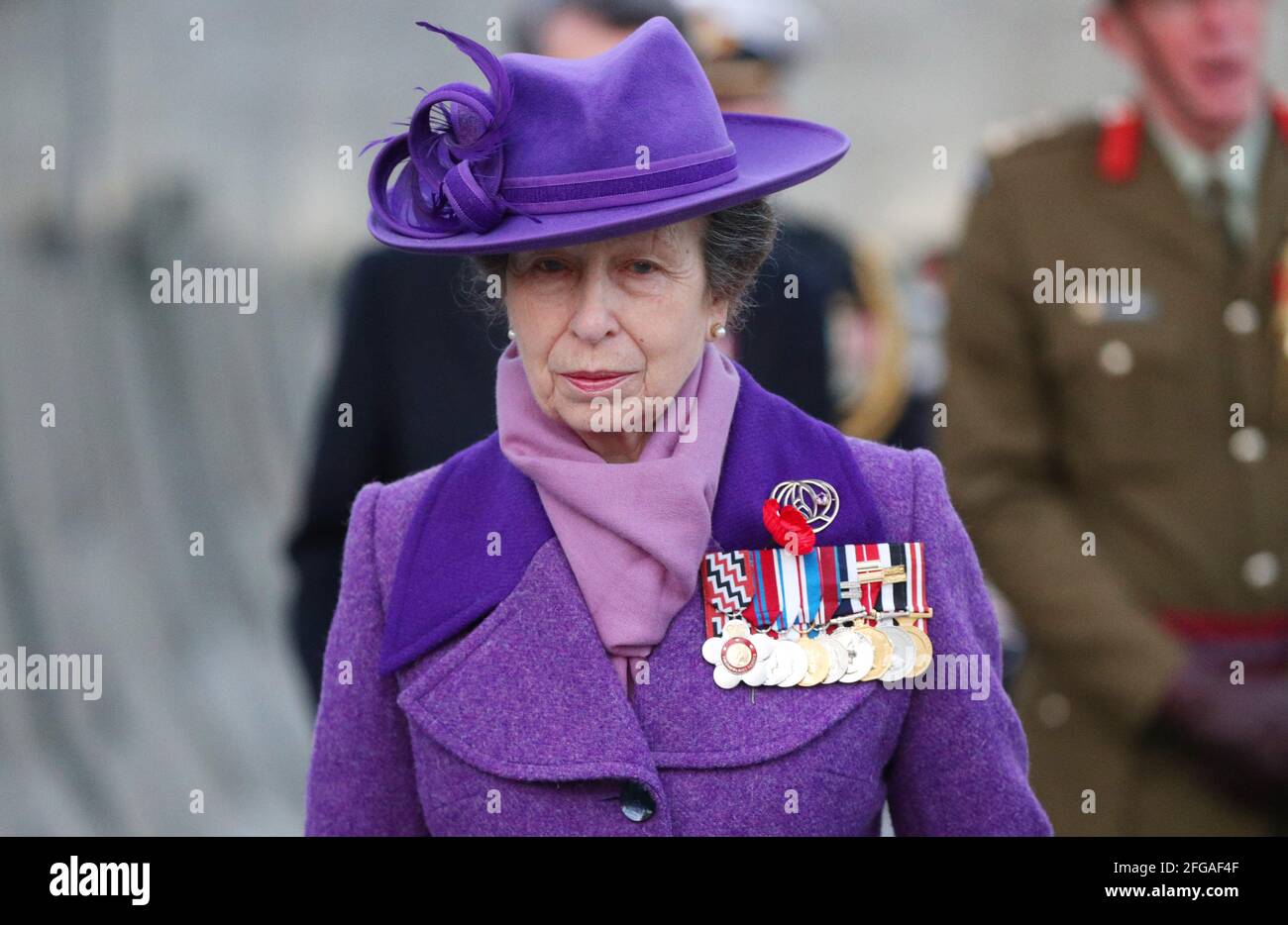 La princesse royale passe devant le mémorial de guerre australien, Wellington Arch, Londres, lors d'un service d'aube pour commémorer le jour d'Anzac. Date de la photo: Dimanche 25 avril 2021. Banque D'Images