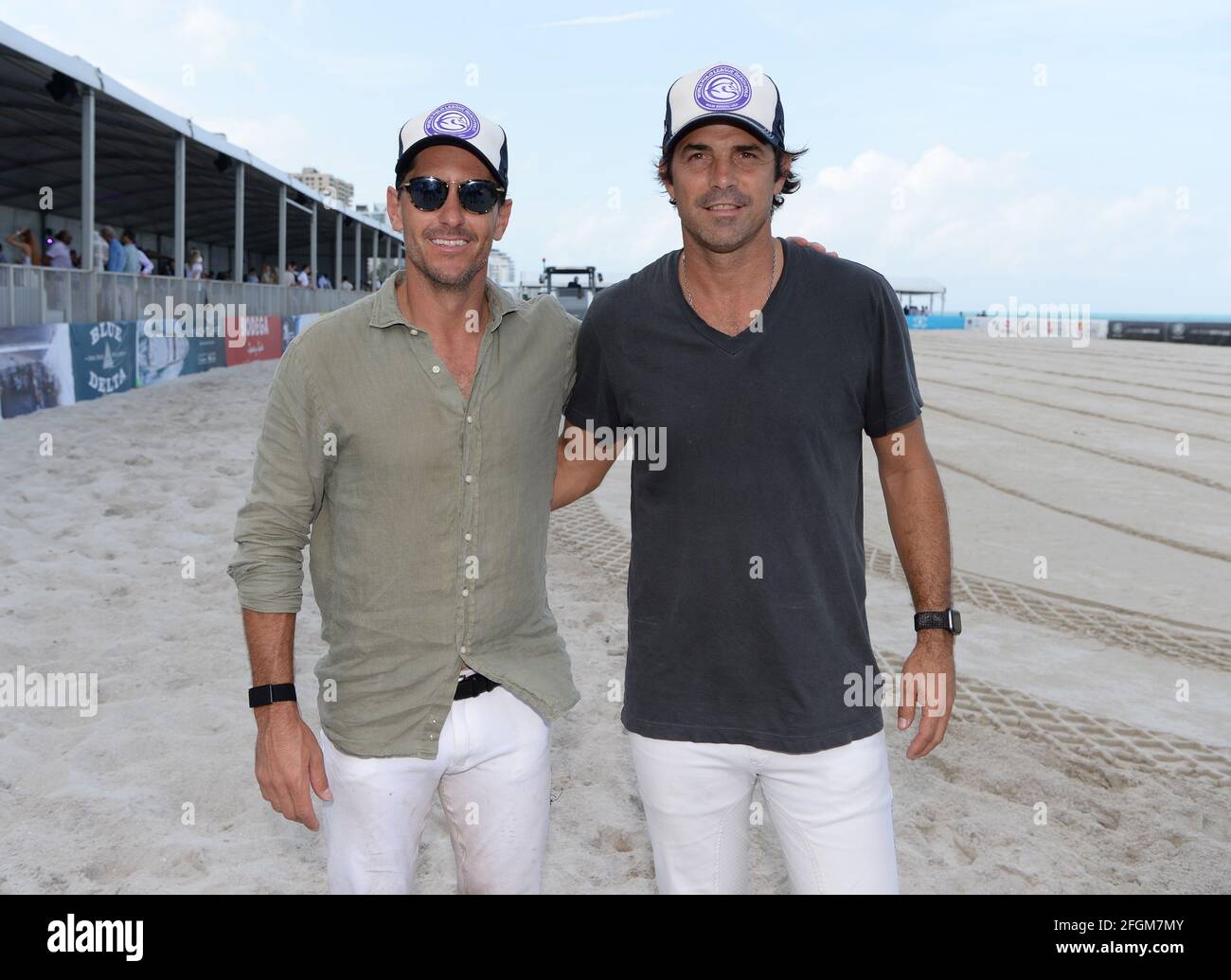Miami Beach, Floride, États-Unis. 24 avril 2021. NIC Roldan et Nacho  Figueras au World Polo League Beach Polo sur Miami Beach le 24 avril 2021 à  Miami Beach, Floride. Crédit : Mpi04/Media