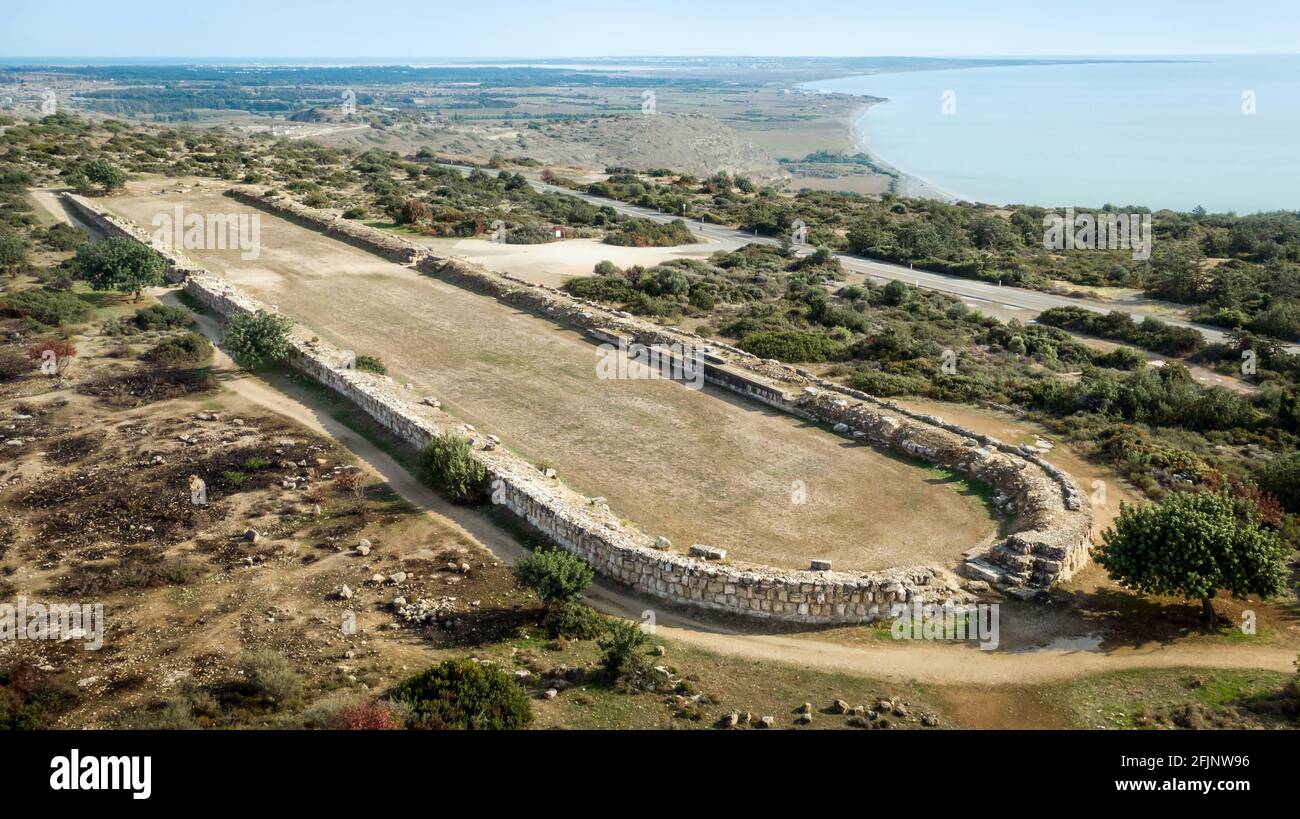 Ruines de l'ancien stade (2e siècle après J.-C.) à Kourion près de Limassol, Chypre. Kourion, l'un des monuments locaux, était une ville-royaume important dans antiq Banque D'Images