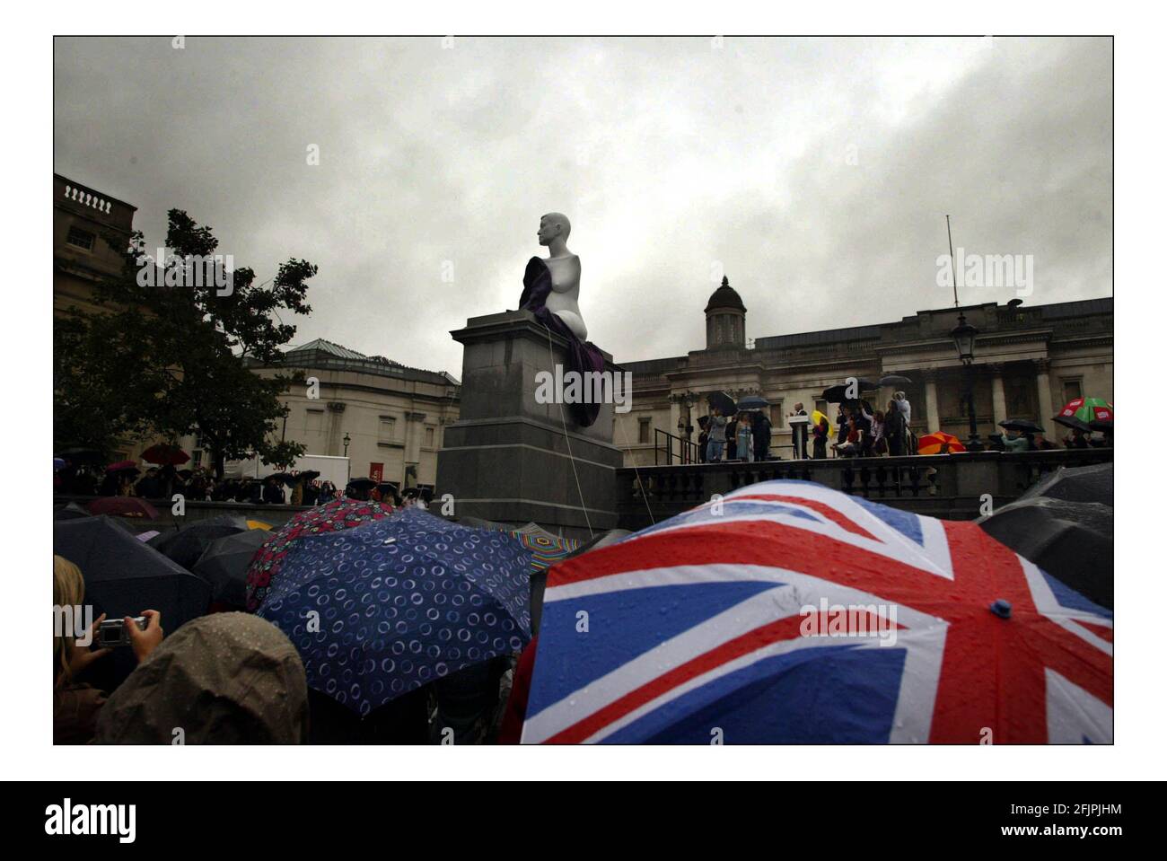 Marc Quinn's ALISON LAPPER INSTALLÉ sur Trafalgar Square Fouth Plinthe pic David Sandison 15/9/2005 Banque D'Images