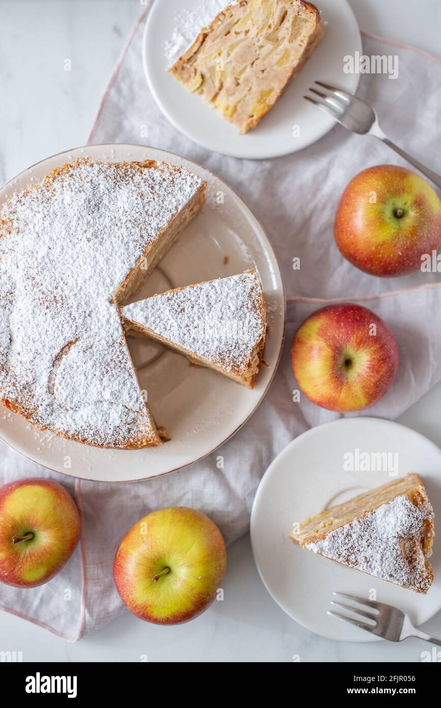 Gateau Aux Pommes Banque D Image Et Photos Alamy