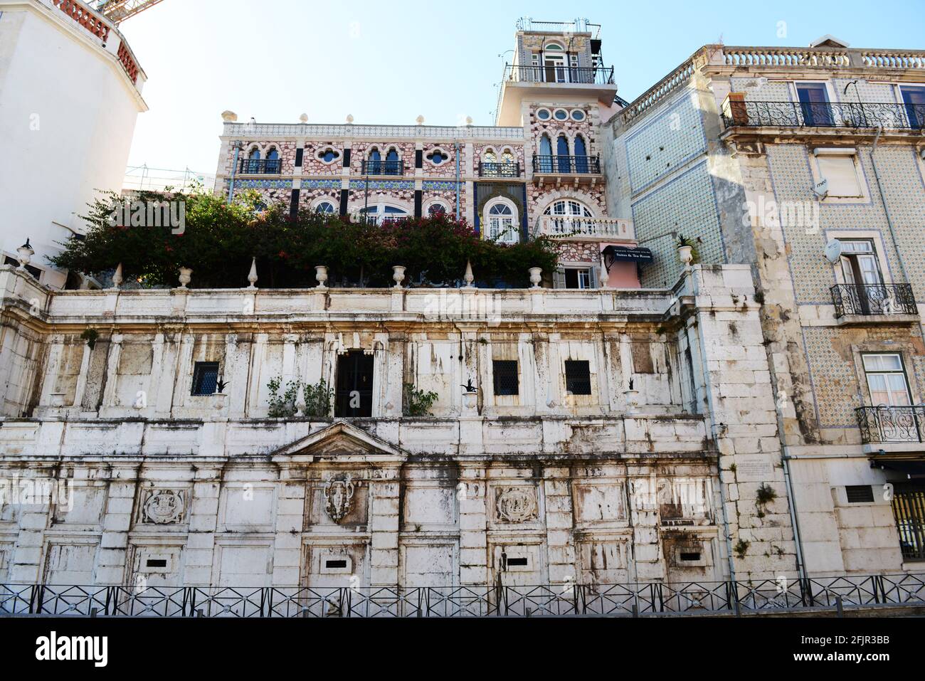 L'hôtel Palacete Chafariz d'El Rei est situé dans un bâtiment de style mauresque du XIXe siècle à Lisbonne, au Portugal. Banque D'Images