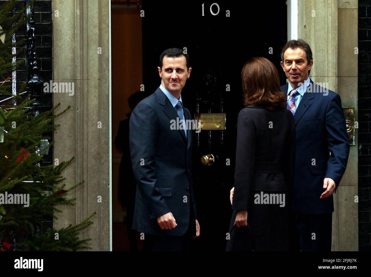 Le président syrien Bachar el-Assad arrive à Downing Street Matin .16 décembre 2002 photo Andy Paradise Banque D'Images