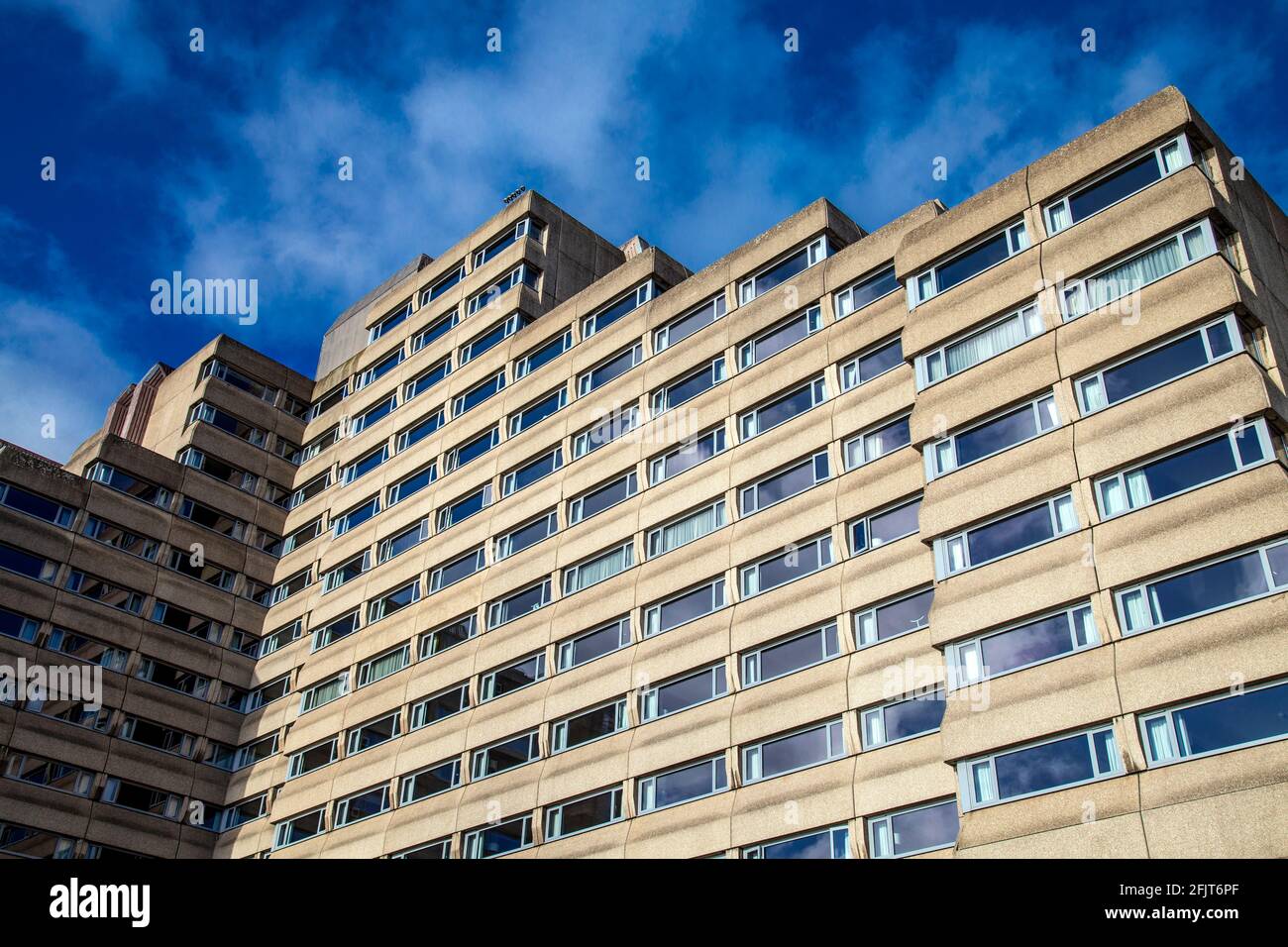 Extérieur de l'hôtel Guoman Tower à St Katharine Docks, Londres, Royaume-Uni Banque D'Images