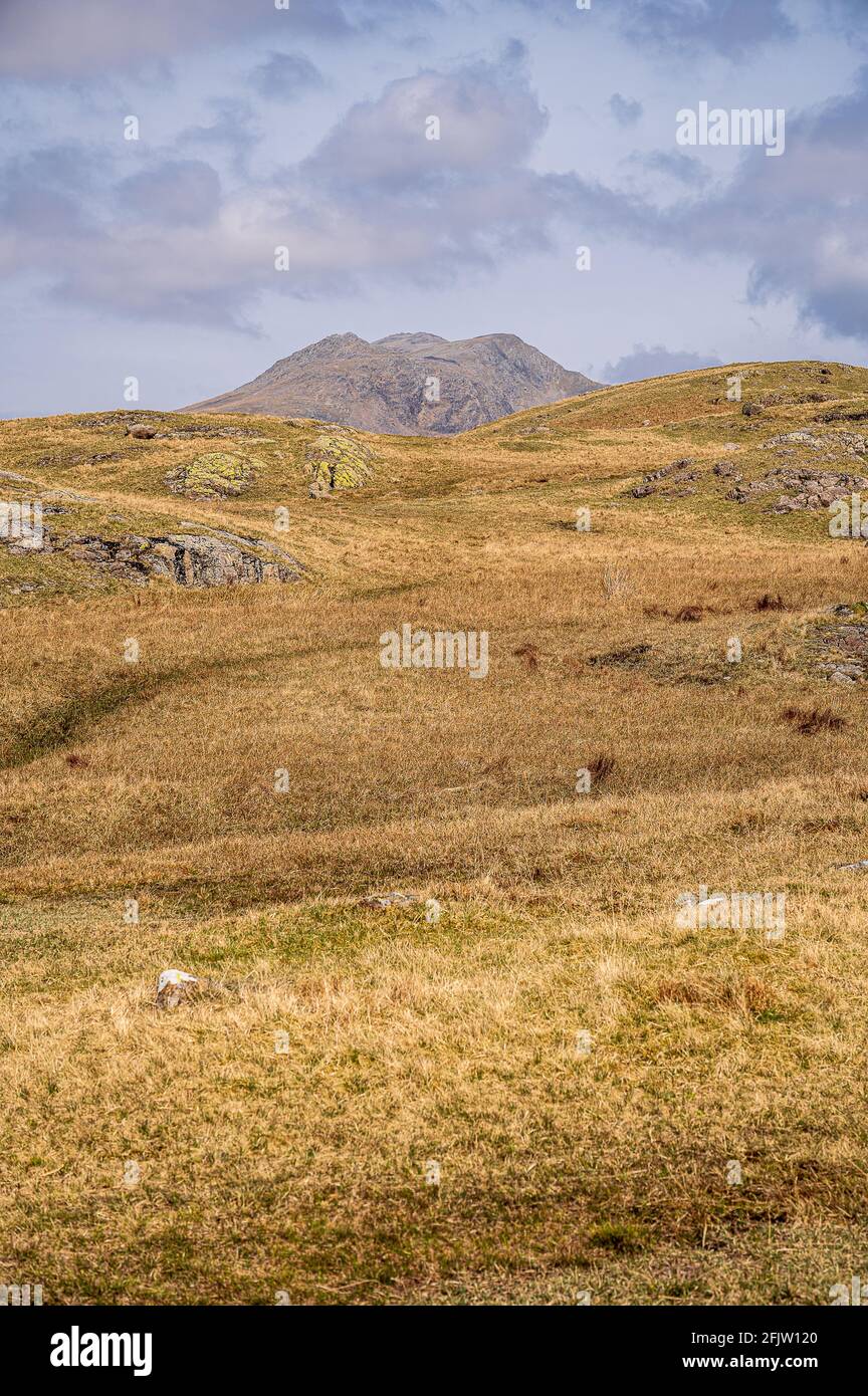 En conduisant sur le col de Hardnout, en observant le fort romain et sur le col de Wrynose Banque D'Images