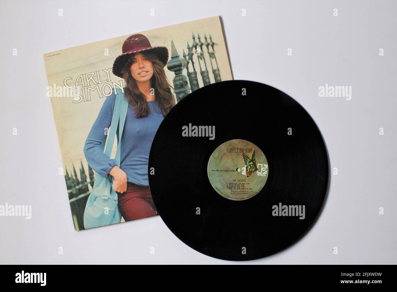 Pop rock artiste, Carly Simon album de musique sur vinyle disque LP. Intitulé: Pas de secrets Banque D'Images