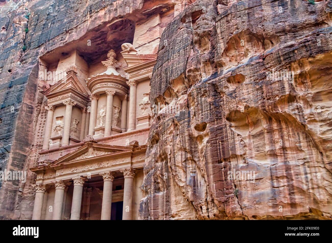 Détail de la façade du trésor à Petra Banque D'Images