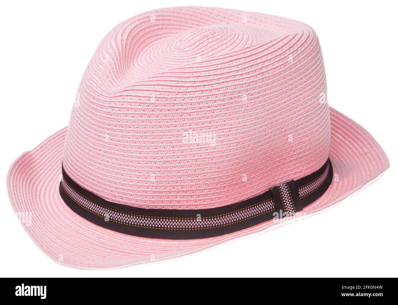 Chapeau panama rose d'été avec ruban noir isolé sur blanc arrière-plan Banque D'Images