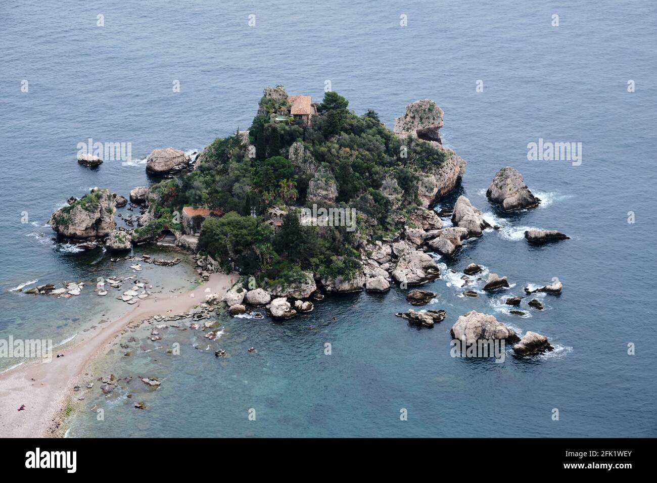 Isola Bella près de Taormina en Sicile, Italie. Connue sous le nom de la Perle de la mer Ionienne. Banque D'Images