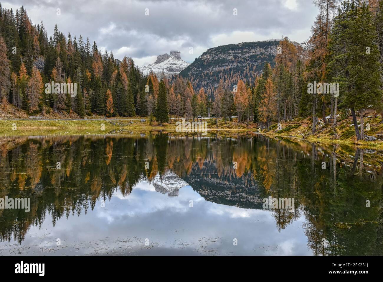 Zinnen, 3 Zinnen, Italie, Belluno, Südtirol, hiver, Herbst, See, Bergsee, Alpen, Lago d'Antorno, Antorno, Antornosee, Bergsee, Späth Banque D'Images