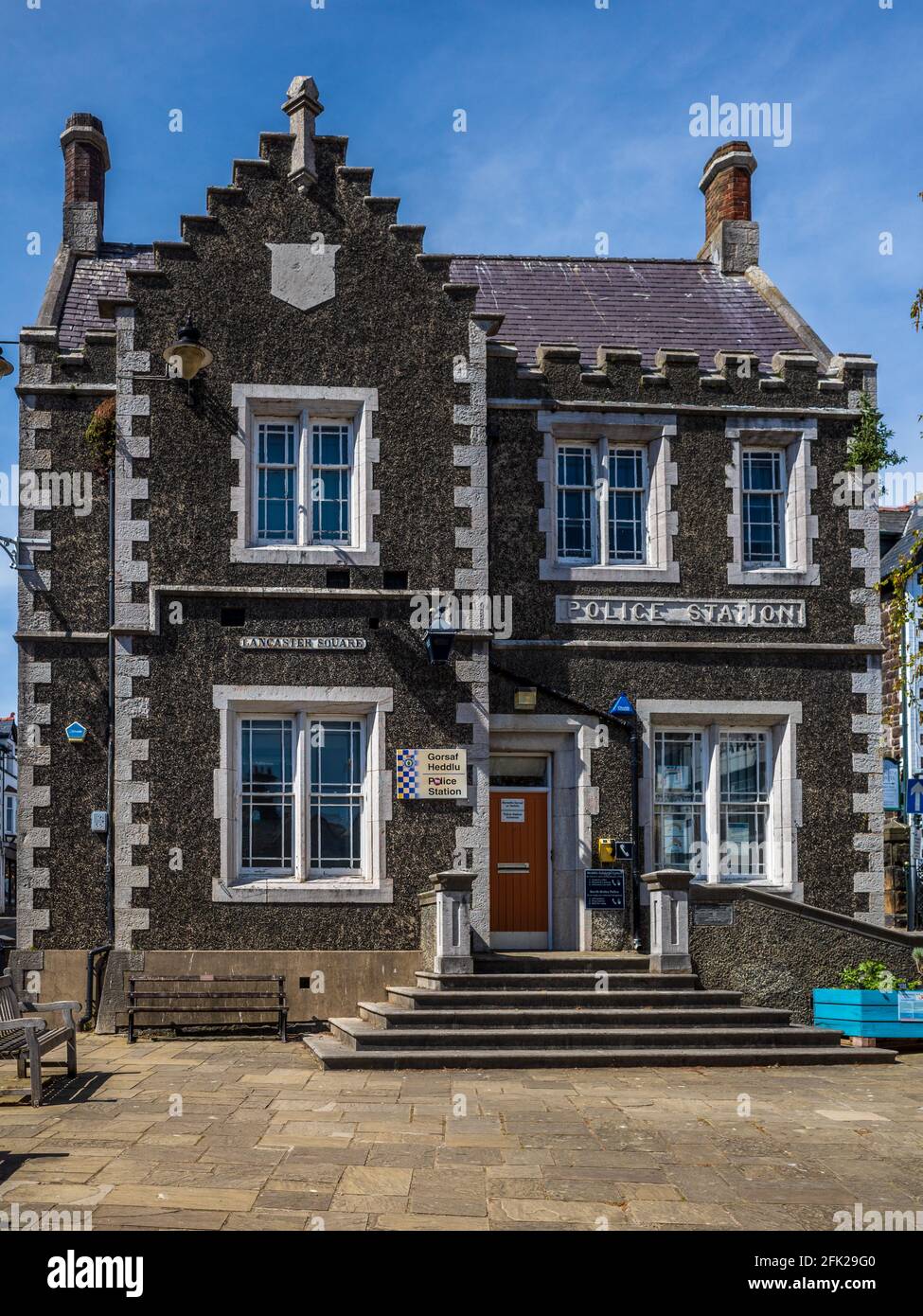 Conwy police Station sur Lancaster Square, Conwy, Nord du pays de Galles. Datant des années 1860, classé Grade II. Banque D'Images