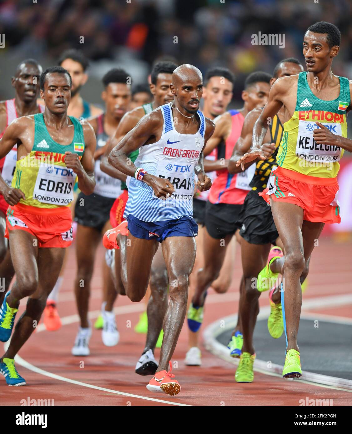 Mo Farah (Grande-Bretagne), Muktar Edris (Ethiopie), Yomif Kejelcha (Ehtiopia). 5000 mètres hommes, qualification. Championnats du monde de l'IAAF Londres 2017 Banque D'Images
