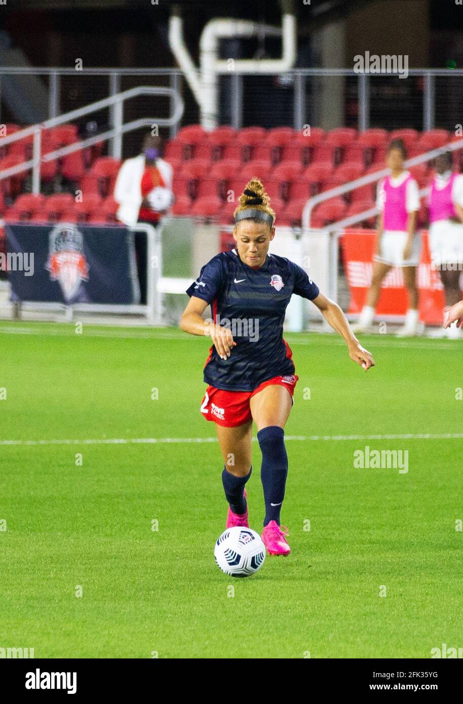 Washignton D.C, États-Unis. 27 avril 2021. Trinity Rodman #2 en action au jeu de Washignton Spirit contre Gotham NJ/NY à Audi Field à Washigton D.C crédit: SPP Sport Press photo. /Alamy Live News Banque D'Images