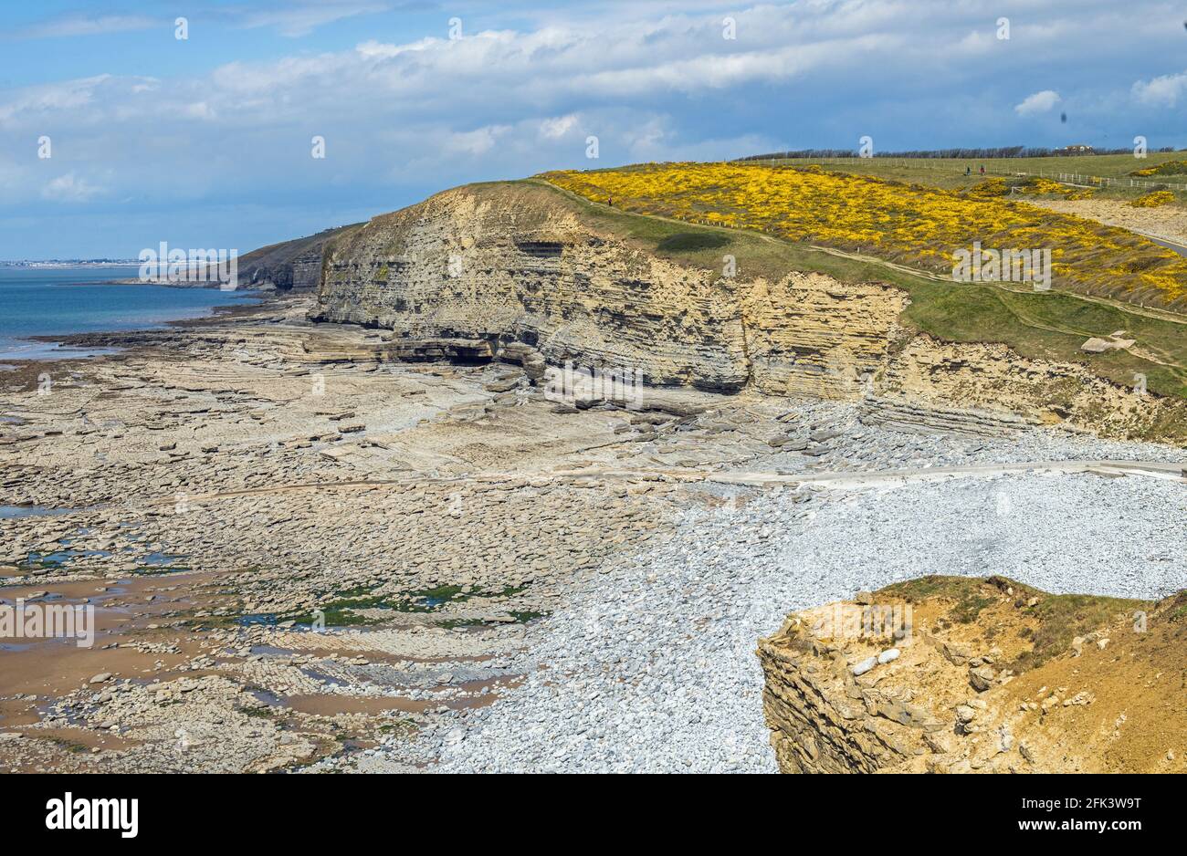 Vue sur la baie de Dunraven d'où le château de Dunraven était autrefois situé Vale de Glamourgan, Southerndown, pays de Galles du Sud Banque D'Images