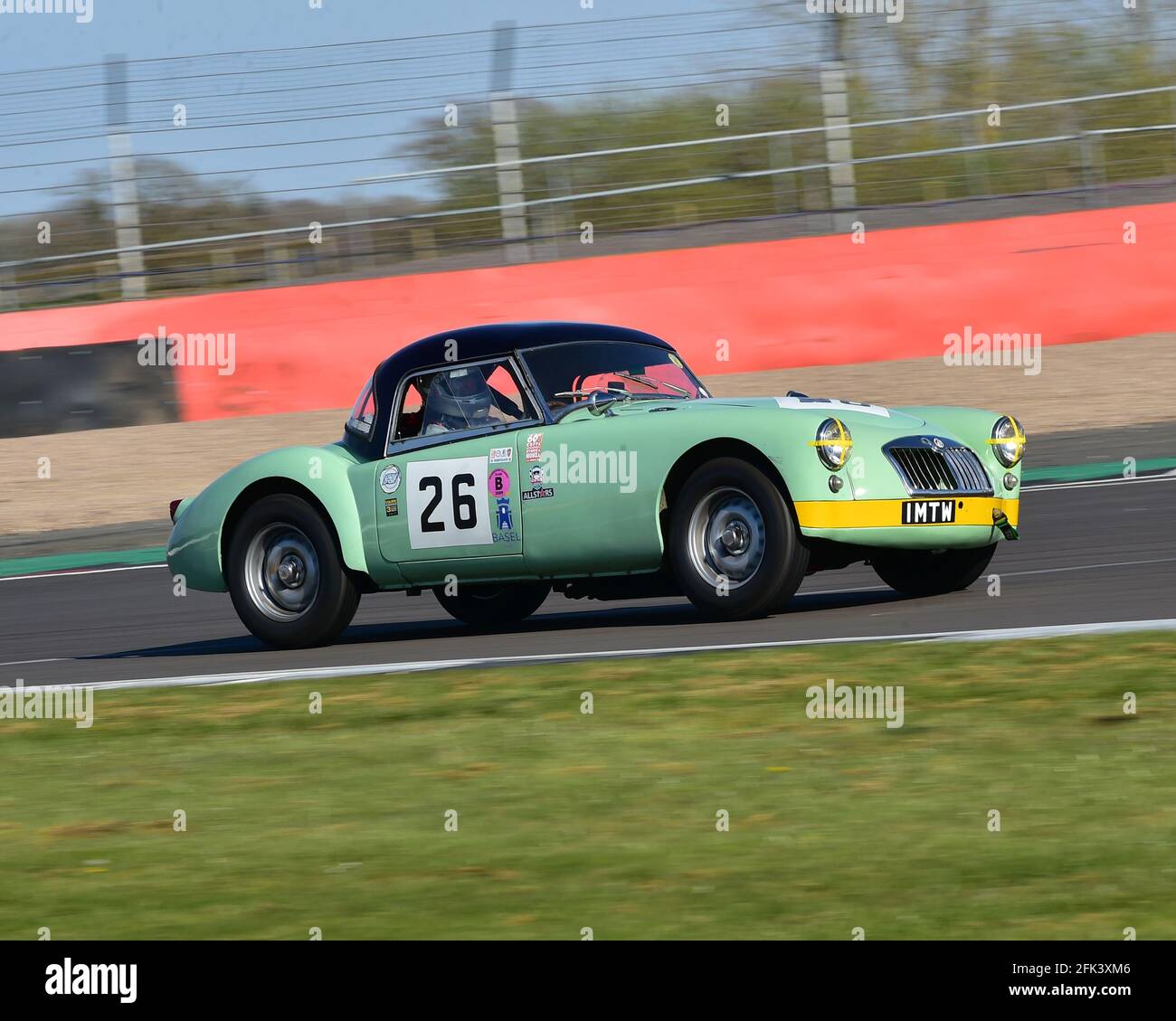 Mark Daniell, MG MGA Twin Cam, FISCAR Historic 50's, Hawthorn Trophy Cars, Hawthorn International et Tom Cole Trophies Race pour les courses sportives des années 1950 Banque D'Images