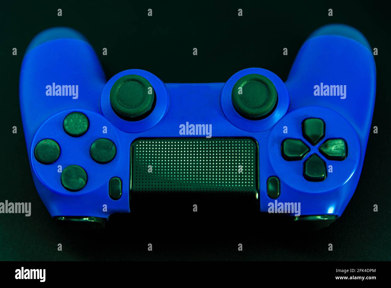 manette de jeu vidéo nouvelle génération. Jeux électroniques. Accessoire de  commande de jeu vidéo. Joyeux pour les joueurs. Manette de jeu Photo Stock  - Alamy