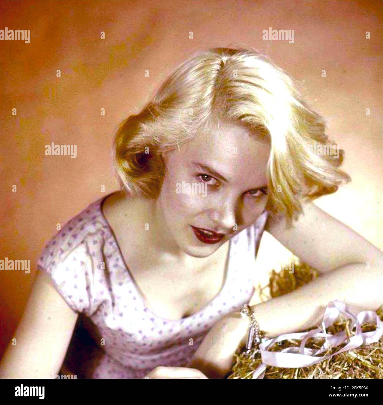 CARROLL BAKER actrice américaine de scène, de film et de télévision environ 1956 Banque D'Images