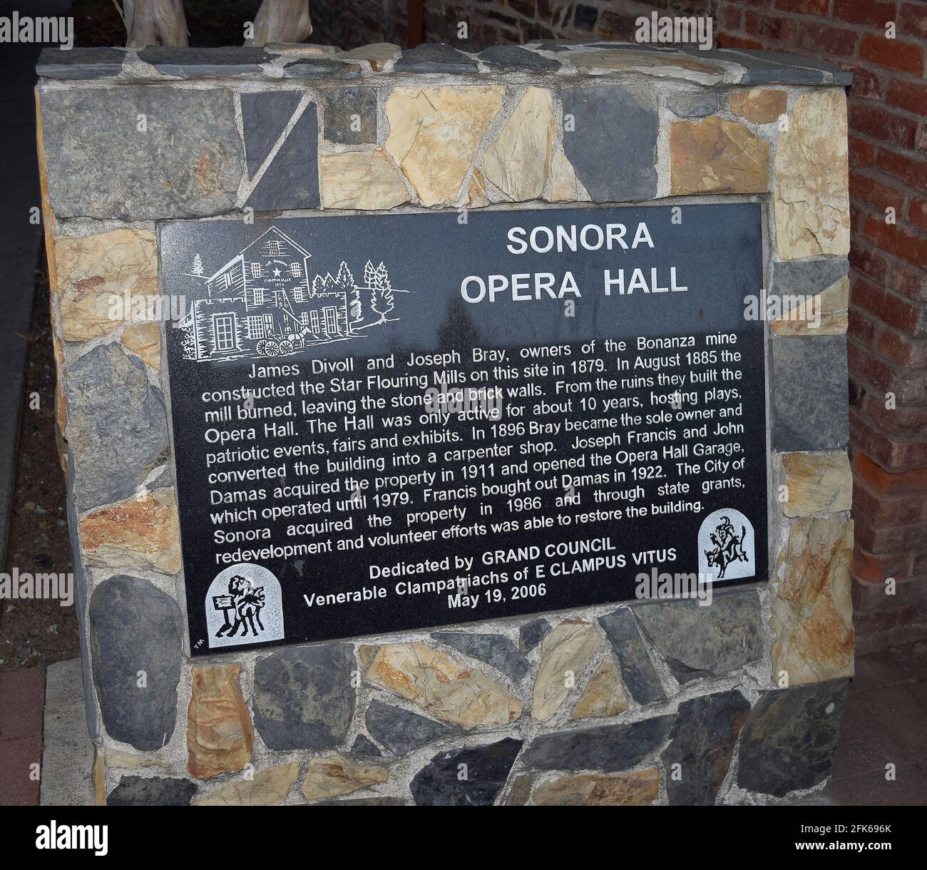 Marquage de la plaque dédiée à l'opéra Sonora à Sonora, dans le comté de Tuolumne, en Californie Banque D'Images