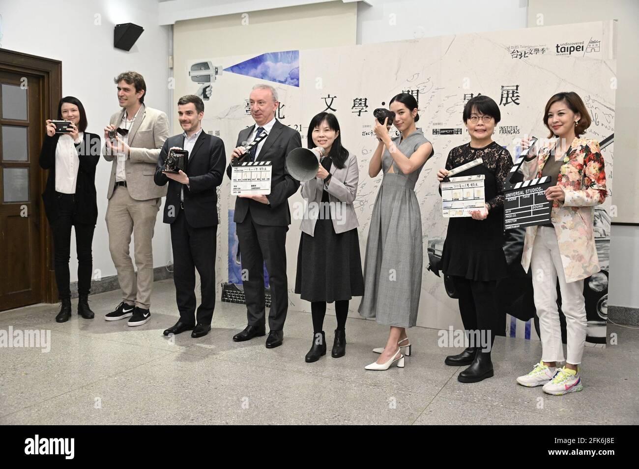 Taipei. 28 avril 2021. Chuen Wen assiste à la conférence de presse du Festival du film littéraire de Taipei 2021 à Taipei, Taiwan, Chine, le 28 avril 2021.(photo de TPG) crédit: TopPhoto/Alay Live News Banque D'Images