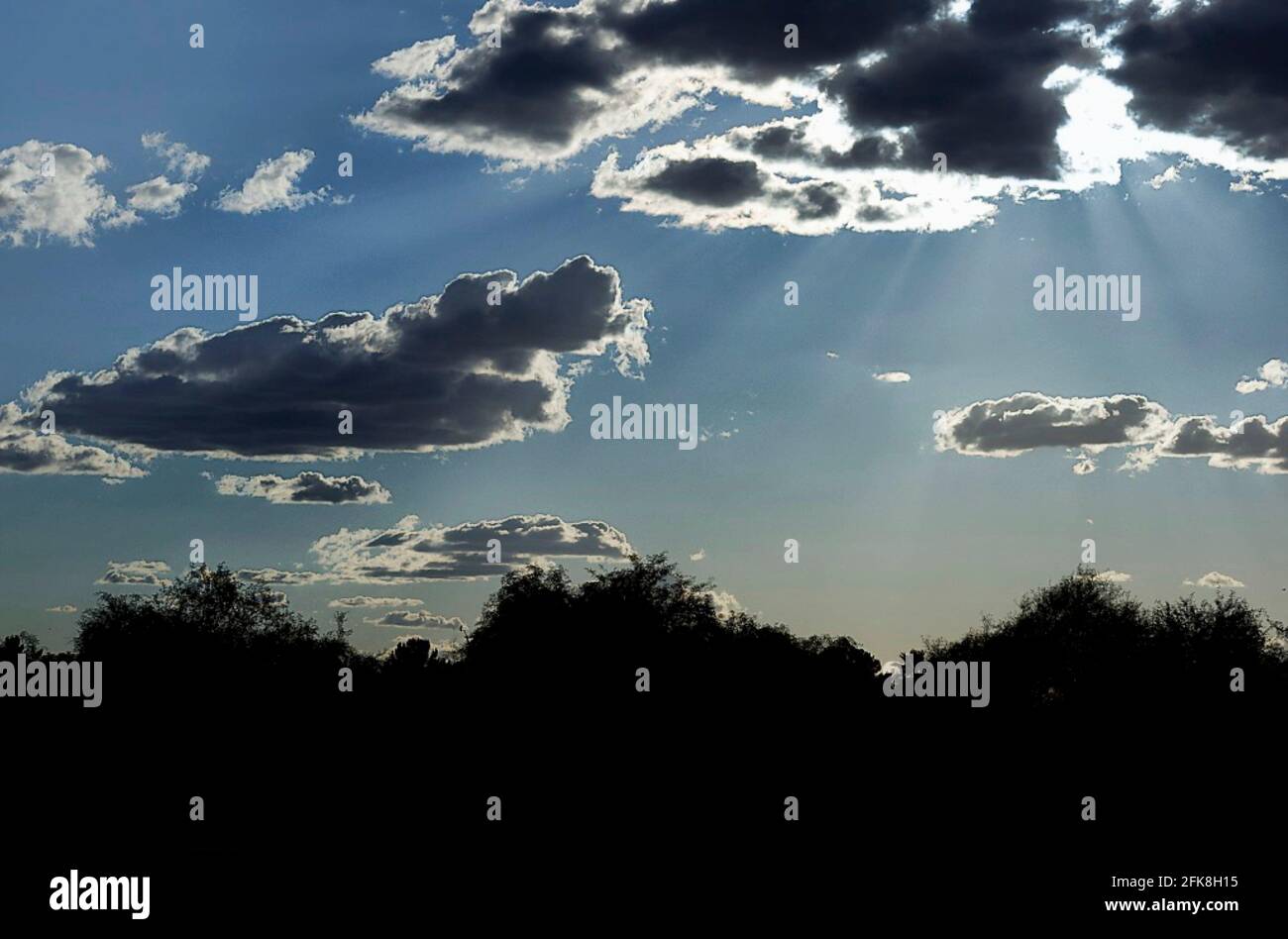 Coucher de soleil en Arizona avec ciel multicolore Banque D'Images