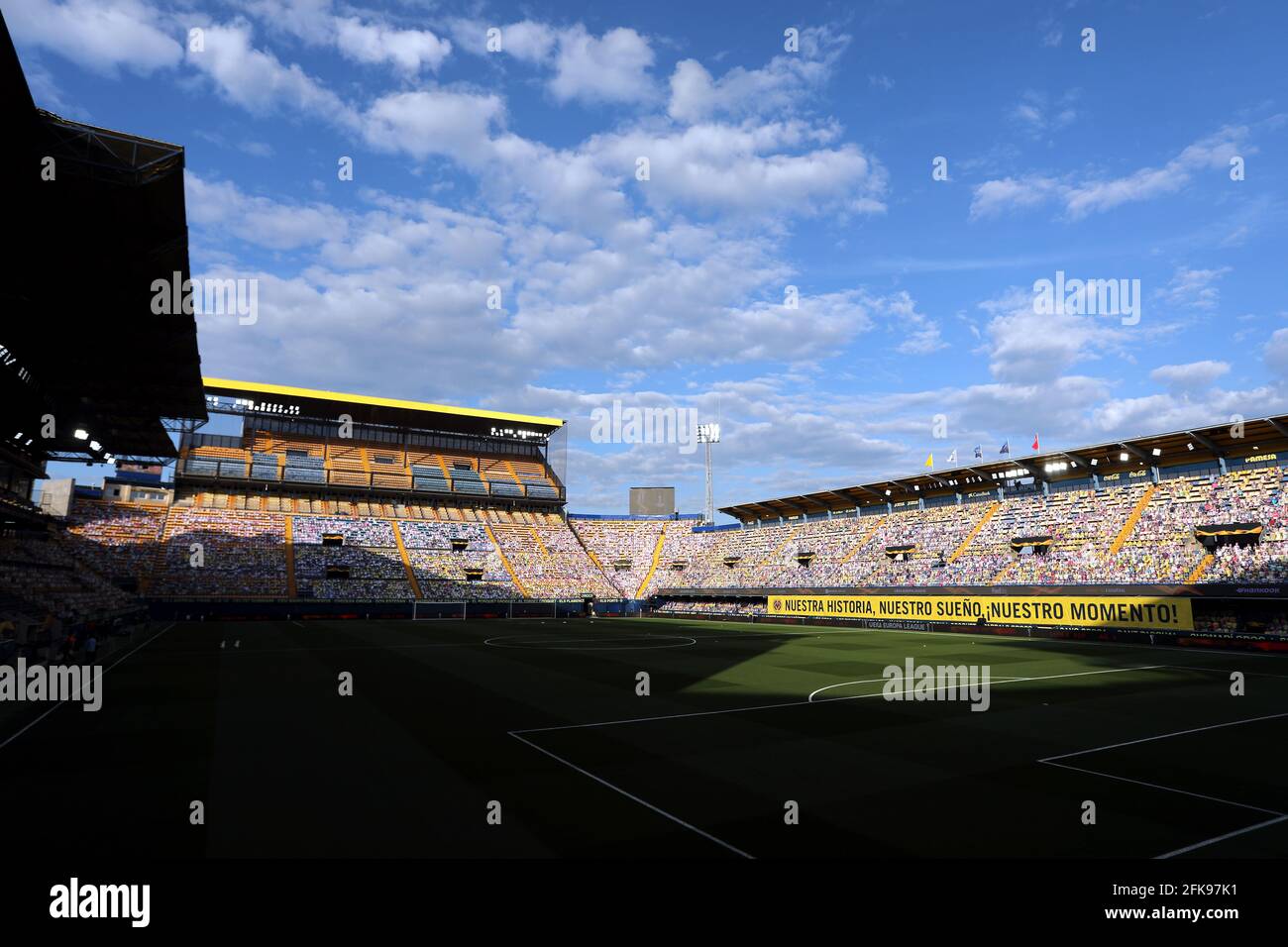 Une vue générale à l'intérieur du stade avant le match de la semi finale de l'UEFA Europa League First Leg à l'Estadio de la Ceramica à Villareal, en Espagne. Date de la photo : jeudi 29 avril 2021. Banque D'Images