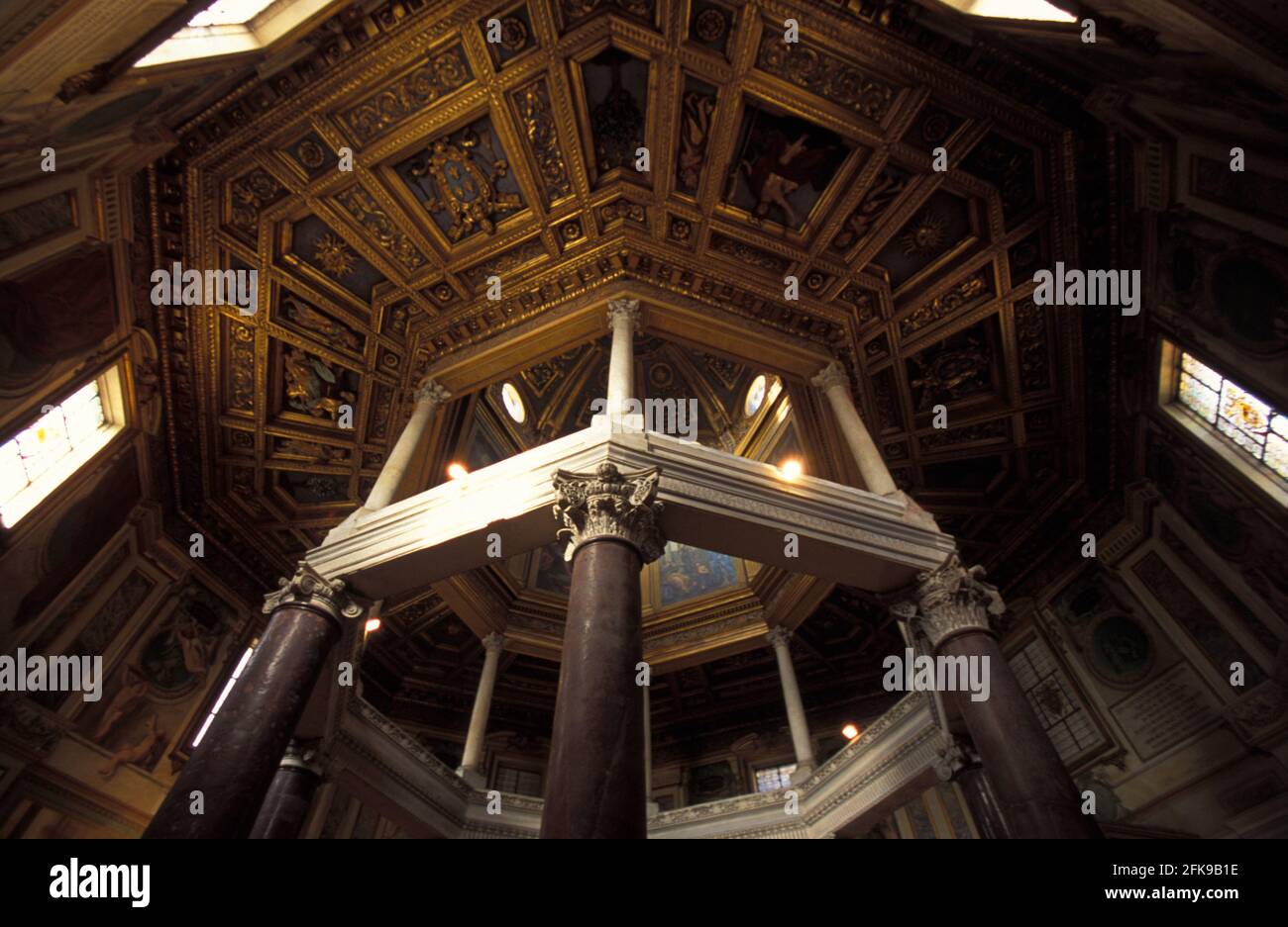 Baptistère octogonale du Latran, basilique Saint-Jean-Latran, Rome, Italie Banque D'Images