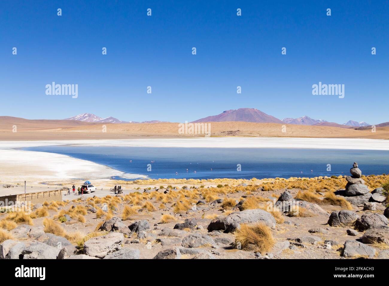 Laguna Canapa aménage, la Bolivie. Beau panorama de la Bolivie. L'eau bleu lagon Banque D'Images