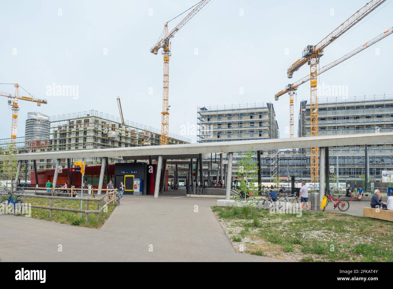 Duebendorf, Suisse - 19 avril 2020 : construction de blocs de construction modernes Banque D'Images