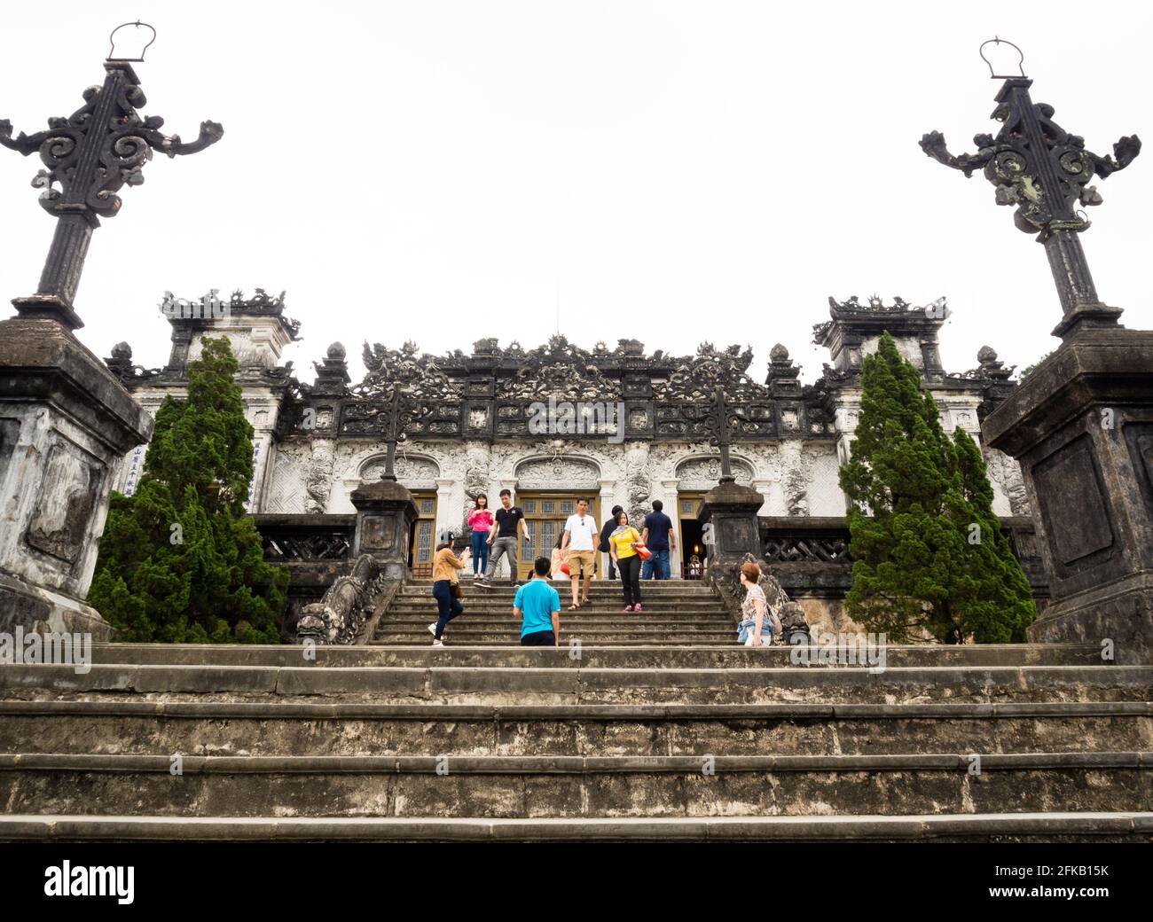 Hue, Vietnam - 12 mars 2016 : sur le terrain de Khai Ding Tombeau, un des Tombeaux impériaux de Hue Banque D'Images