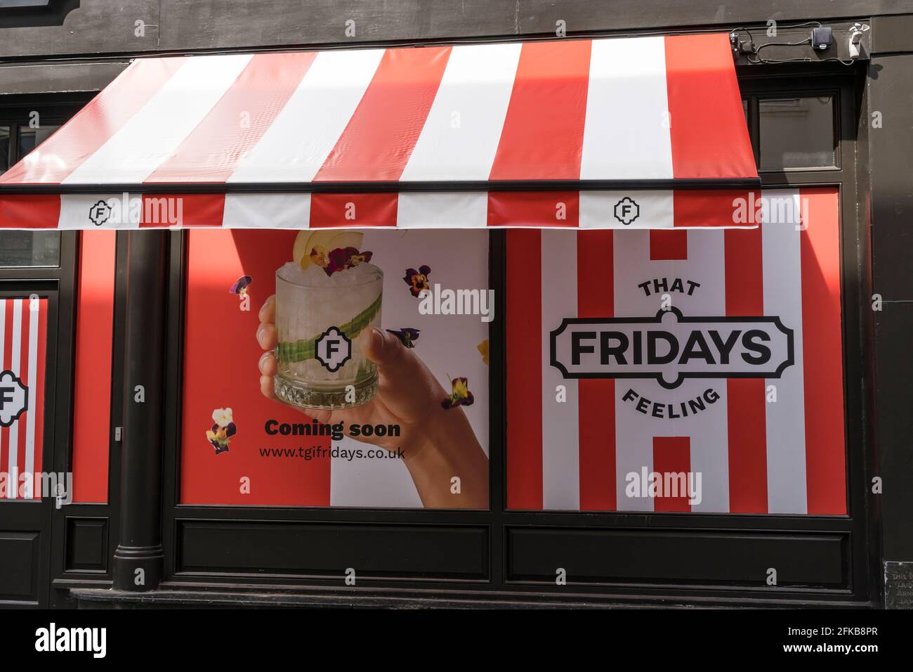 Vendredi bientôt à Lincoln City High Street Lincolnshire Banque D'Images Vendredi bientôt à Lincoln City High Street Lincolnshire Banque D'Images