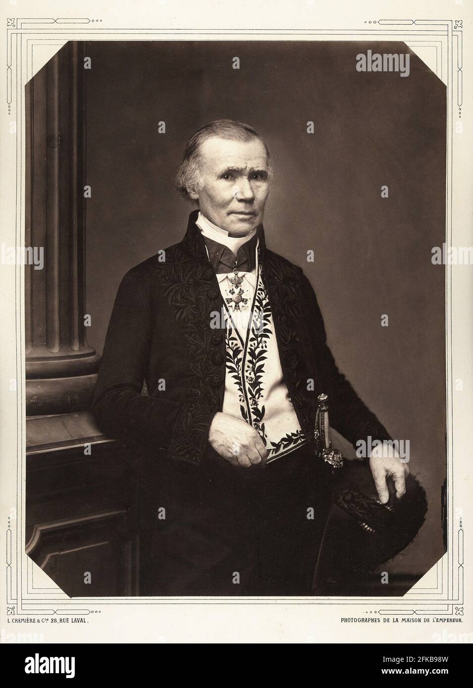 Docteur Alfred Velpeau, membre de l'Institut français, chirurgien consultant de l'Empereur. 1795-1867 Photographie de Léon Crémière, photographe à l'empereur. Fait partie d'un portfolio de 40 portraits documentant des figures éminentes du second Empire. Paris, Fondation Napoléon Banque D'Images