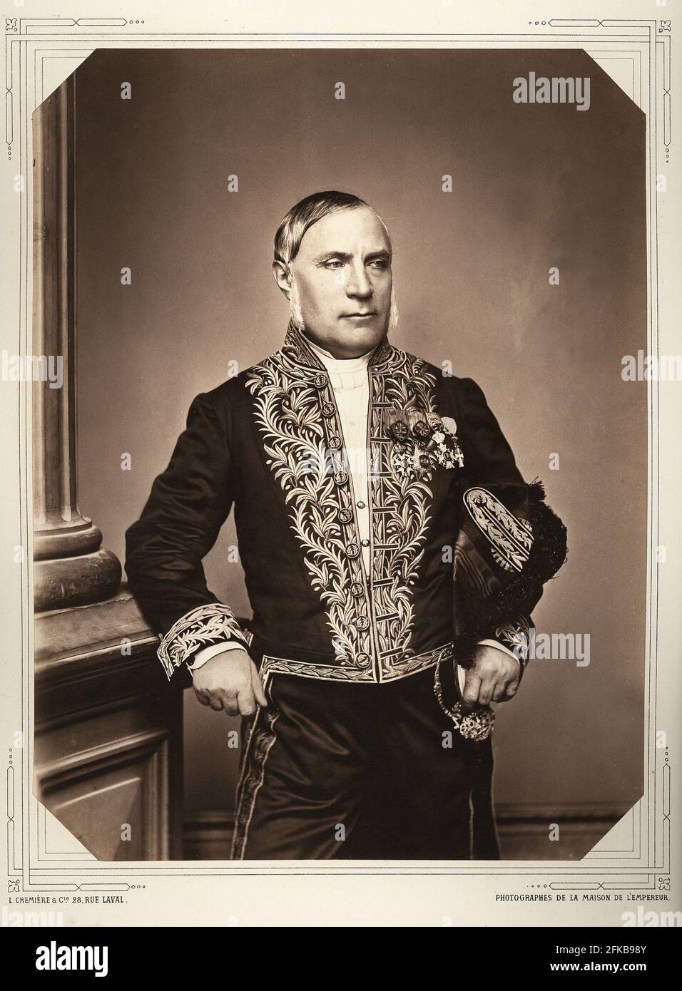 Docteur Vernois, consultant médical à l'empereur. Photographie de Léon Crémière, photographe de l'empereur. Fait partie d'un portfolio de 40 portraits documentant des figures éminentes du second Empire. Paris, Fondation Napoléon Banque D'Images