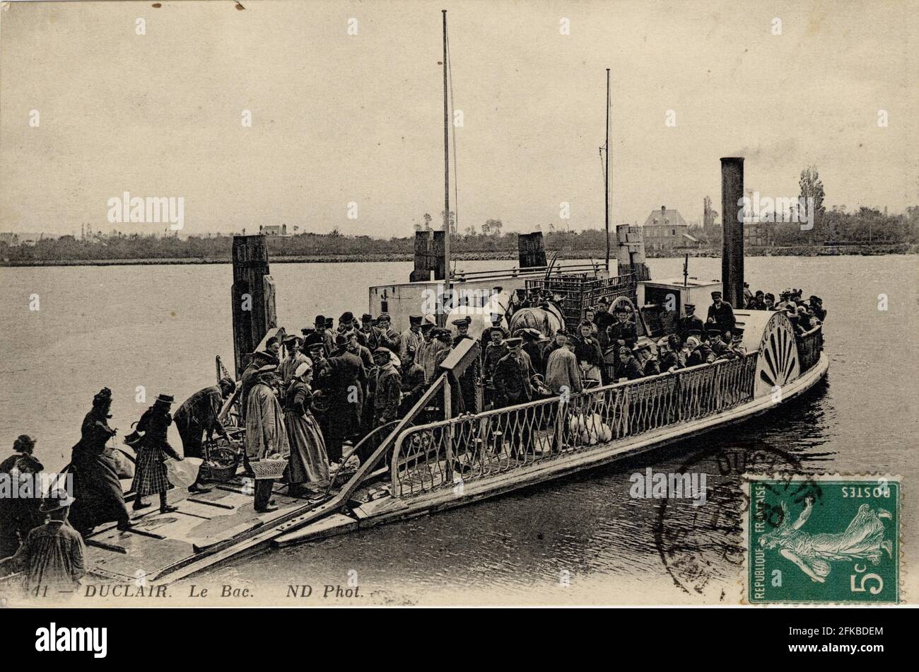 LE bac DE DUCLAIR 76-SEINE-MARITIME région: Normandie (anciennement haute-Normandie) début du XXe siècle carte postale ancienne Banque D'Images