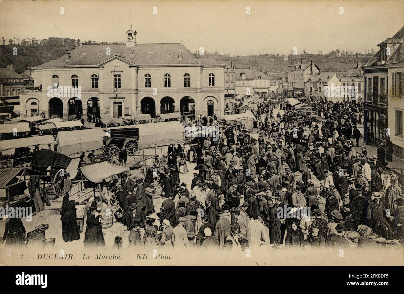 LE MARCHE DE DUCLAIR 76-SEINE-MARITIME région: Normandie (anciennement haute-Normandie) début du XXe siècle carte postale ancienne Banque D'Images