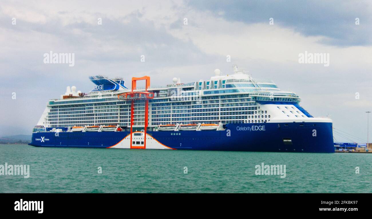 L'Edge est l'un des plus récents navires de croisière de luxe de la flotte de Celebrity et a commencé ses activités en décembre 2018. Banque D'Images