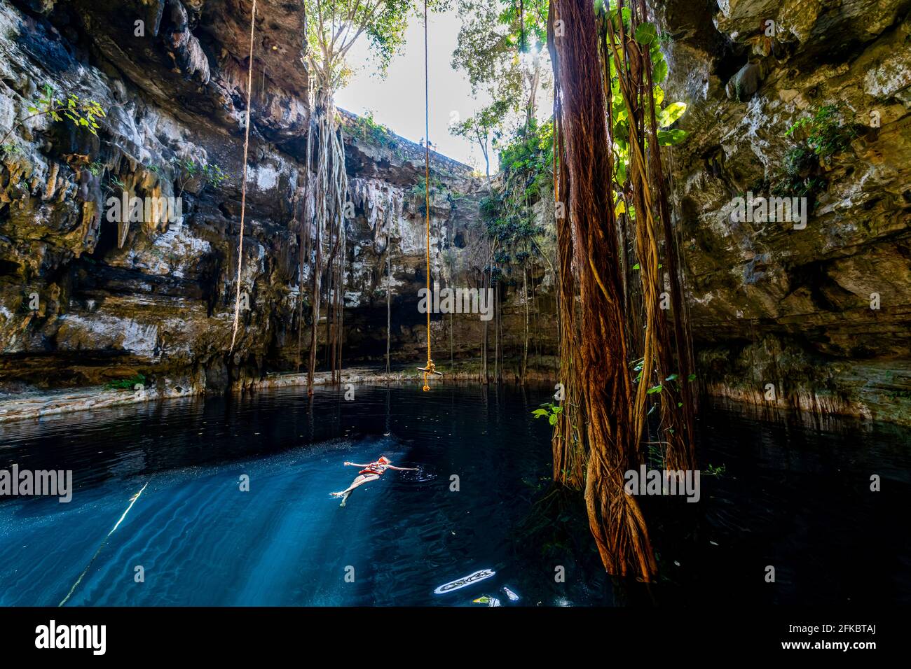 Cenote Oxmal, Valladolid, Yucatan, Mexique, Amérique du Nord Banque D'Images