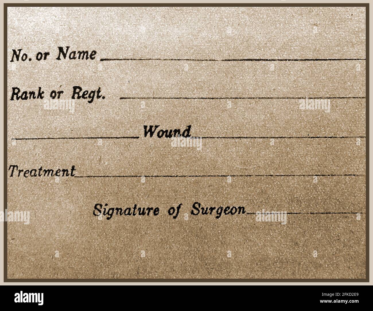 Une carte d'identité britannique délivrée aux soldats de la guerre des Boers (en 1900) avant que des badges métalliques ne les remplacent. Il a servi un double but et devait être signé et classé par un chirurgien ou un medic de terrain (comme un dossier officiel) si un soldat était blessé ou tué. Banque D'Images