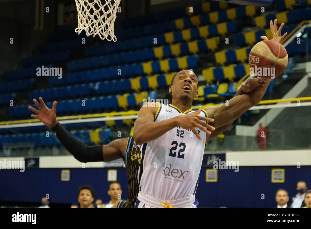 Levallois, hauts de Seine, France. 1er mai 2021. JOSH OWENS tir Garde de Boulogne-Levallois en action pendant le championnat de basket-ball Jeep Elite entre Boulogne-Levallois et Chalons-Reims au stade Marcel Cerdan - Levallois France.Levallois a gagné 77:71 crédit: Pierre Stevenin/ZUMA Wire/Alay Live News Banque D'Images