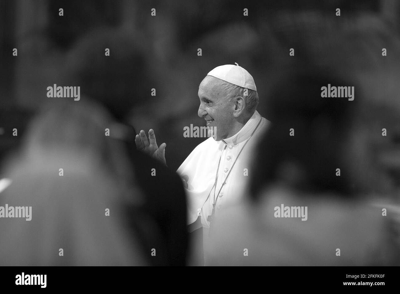 Rome, Italie. 1er mai 2021. 1er mai 2021 : le Pape François préside la récitation du Saint Rosaire devant notre Dame de succession, dans la Chapelle grégorienne du Vatican. Crédit : Agence photo indépendante/Alamy Live News Banque D'Images