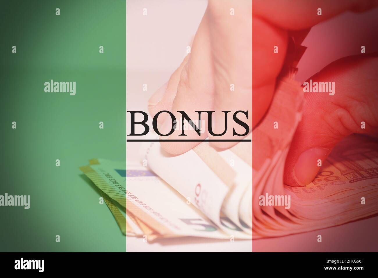 Drapeau italien avec des billets en euros comme arrière-plan avec le texte 'bonus' Banque D'Images