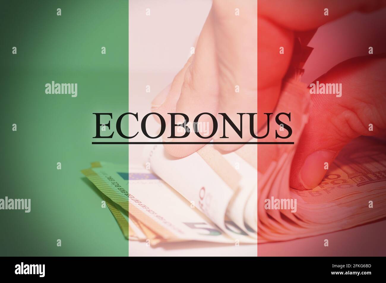 Drapeau italien avec des billets en euros comme arrière-plan avec le texte 'ecobonus' Banque D'Images