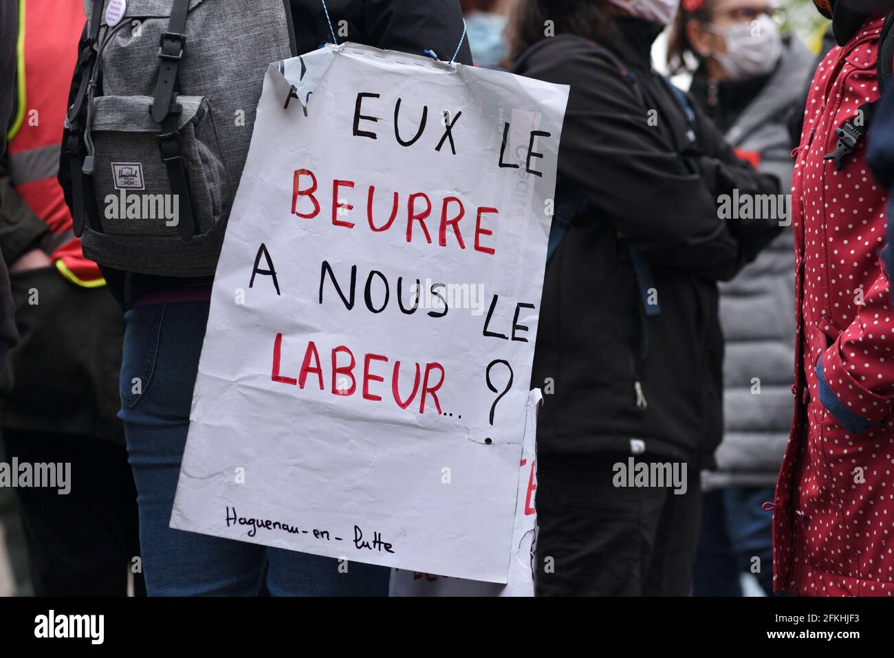 La France, le 1er mai 2021, défilé traditionnel du 1er mai, fête du travail, rassembla différents mouvements et l'inter-Union. 1er mai 2021, à Strasbourg Nord-est de la France. Photo de Nicolas Roses/ABACAPRESS.COM Banque D'Images