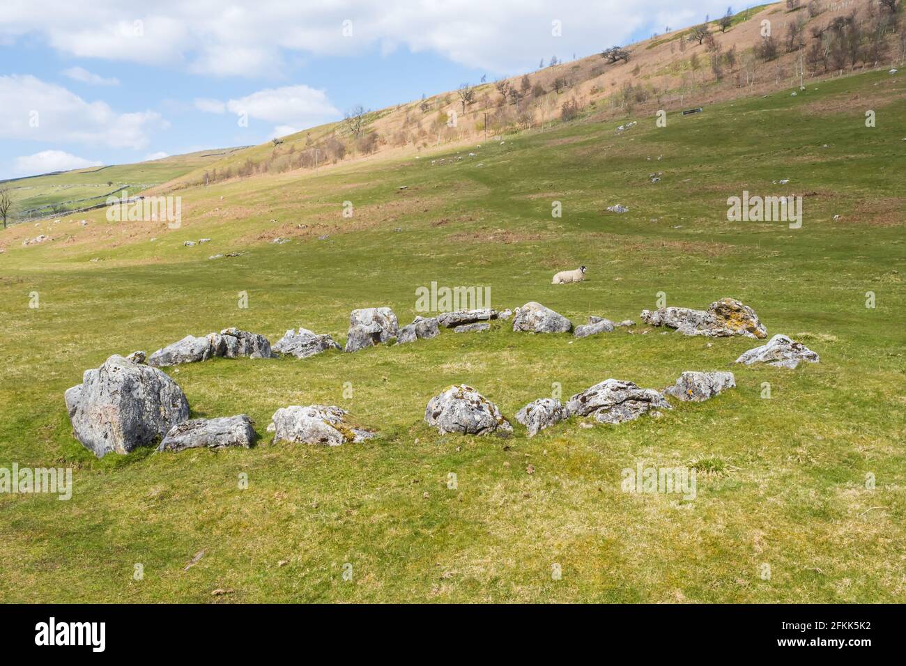 Le Dales Way est un sentier de 80 kilomètres de long dans le nord de l'Angleterre, depuis Ilkley, West Yorkshire, jusqu'à Bowness-on-Windermere, Cumbria. Banque D'Images
