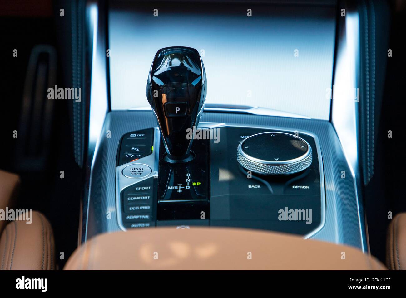 La BMW série 4 est une gamme de voitures de luxe compactes fabriquées