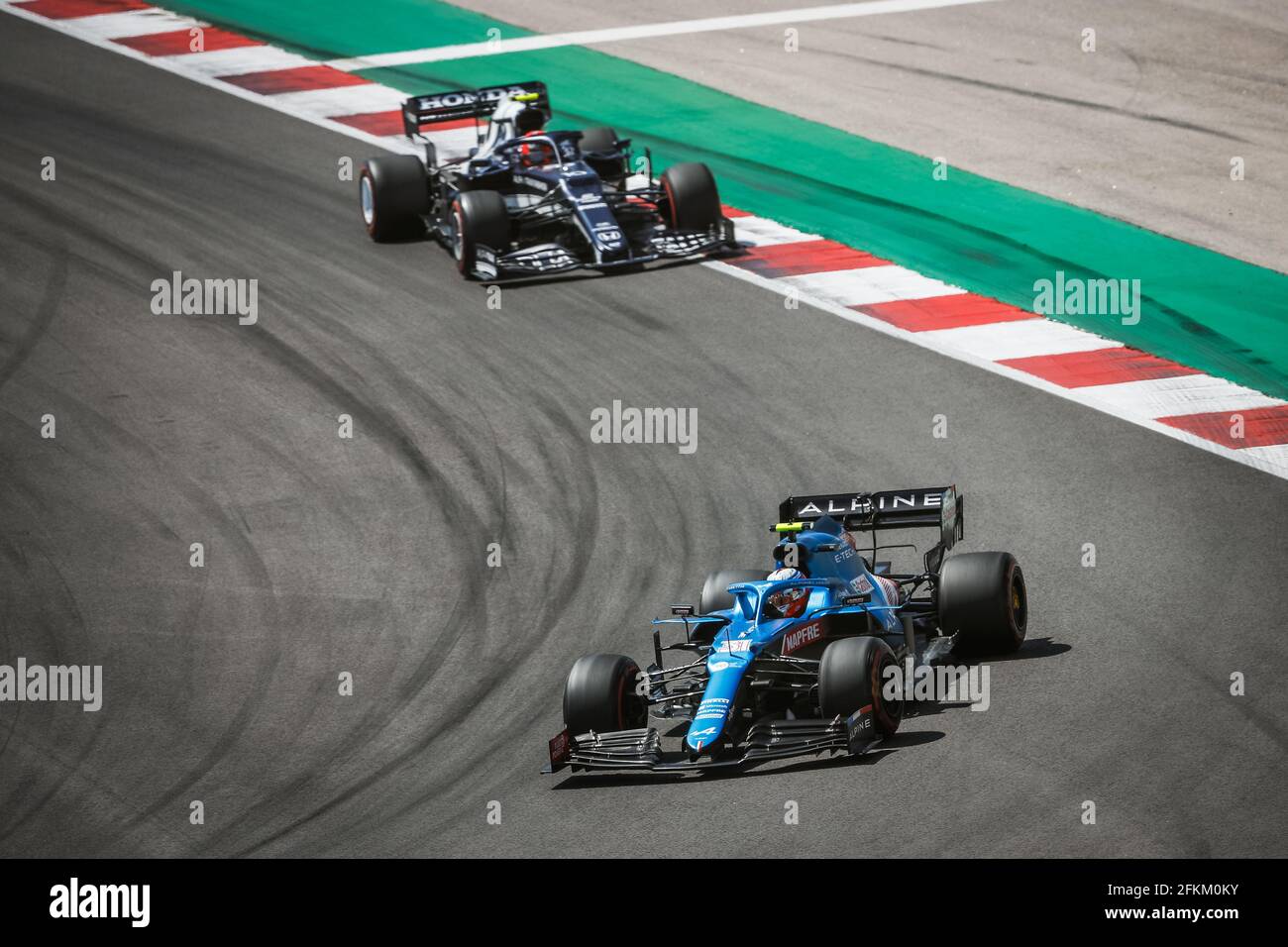31 OCON Esteban (fra), Alpine F1 A521, 10 GASLY Pierre (fra), Scuderia AlphaTauri Honda AT02, action pendant la Formule 1 Heineken Grande Premio de Portugal 2021 du 30 avril au 2 mai 2021 sur le circuit International de l'Algarve, à Portimao, Portugal - photo Antonin Vincent / DPPI / LiveMedia Banque D'Images