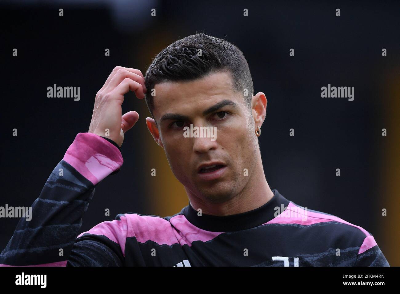 Udine, Italie. 02 mai 2021. Cristiano Ronaldo de Juventus FC réagit au cours de l'échauffement précédant la série UN match de football entre Udinese Calcio et Juventus FC au stade Friuli à Udine (Italie), le 2 mai 2020. Photo Federico Tardito/Insidefoto Credit: Insidefoto srl/Alay Live News Banque D'Images